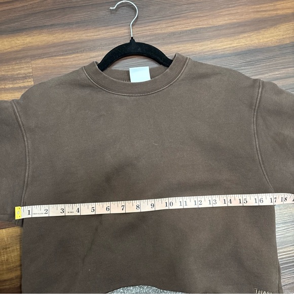Aritzia Tna Sweatfleece Perfect Fit Sz XS Brown Oversized Crop Sweatshirt - Picture 6 of 8